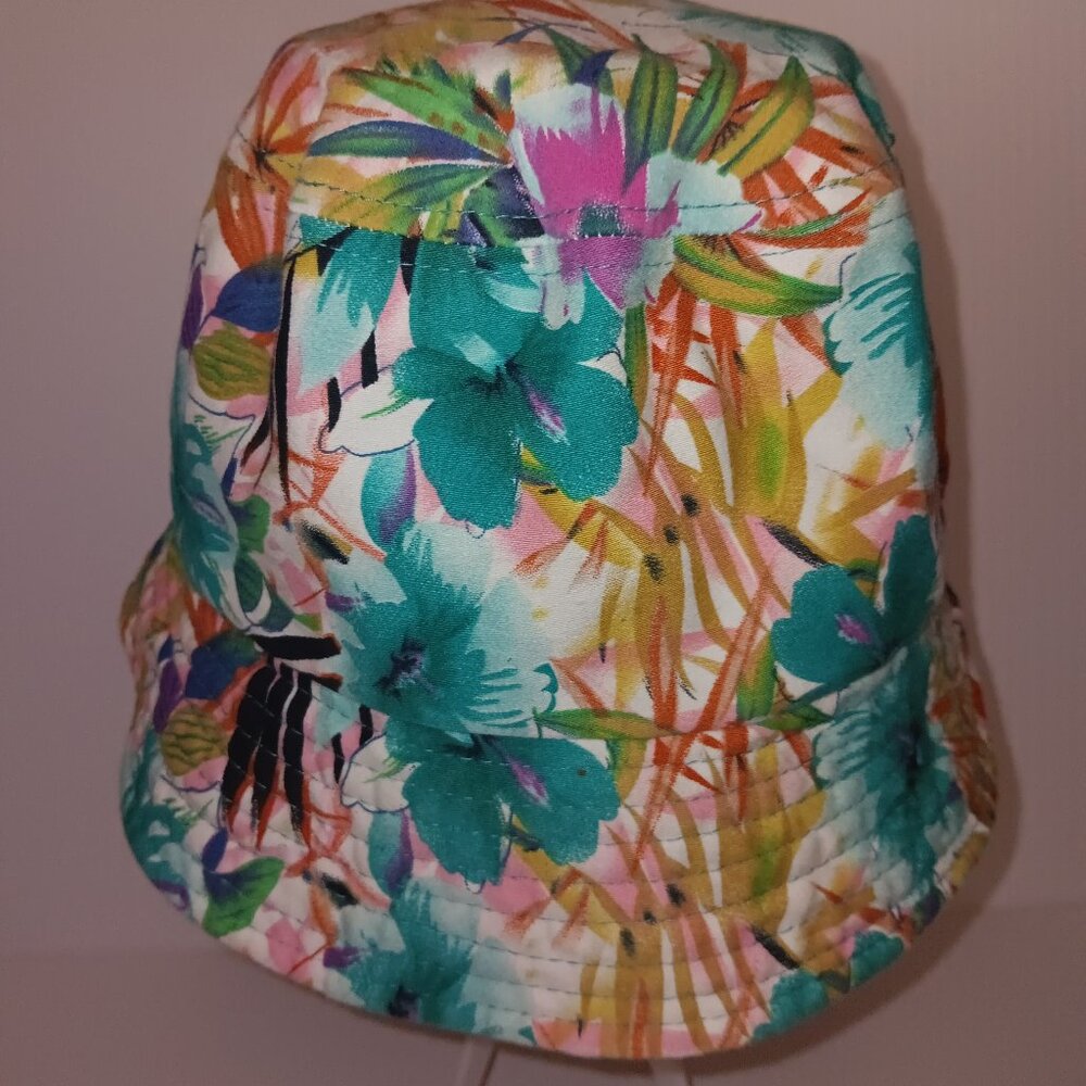 ICAP PREMIUM HEADWEAR TROPICAL BUCKET HAT